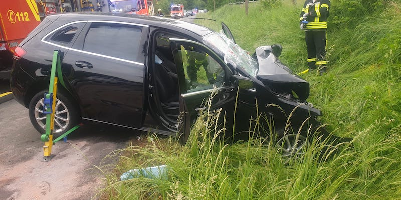 Höhe Schafstränke: Autofahrerin bei Verkehrsunfall schwer verletzt 