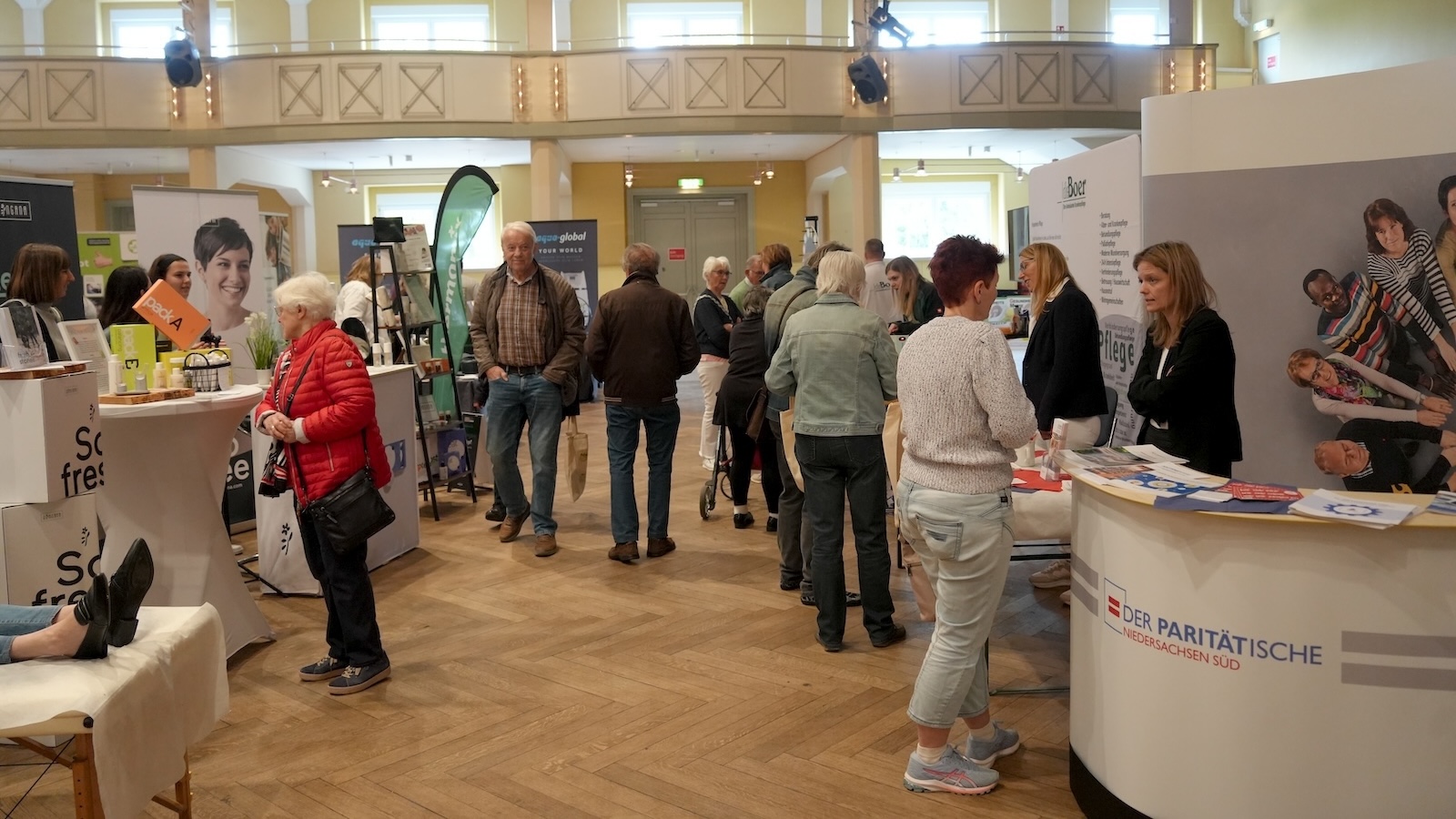 Regionale Experten und Neuheiten: Zahlreiche Besucher informieren sich bei der 5. Gesundheitsmesse in Holzminden