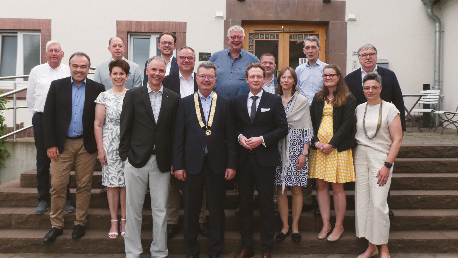 Ämterübergabe beim Rotary Club Holzminden: Reinhard Nowak ist neuer Präsident