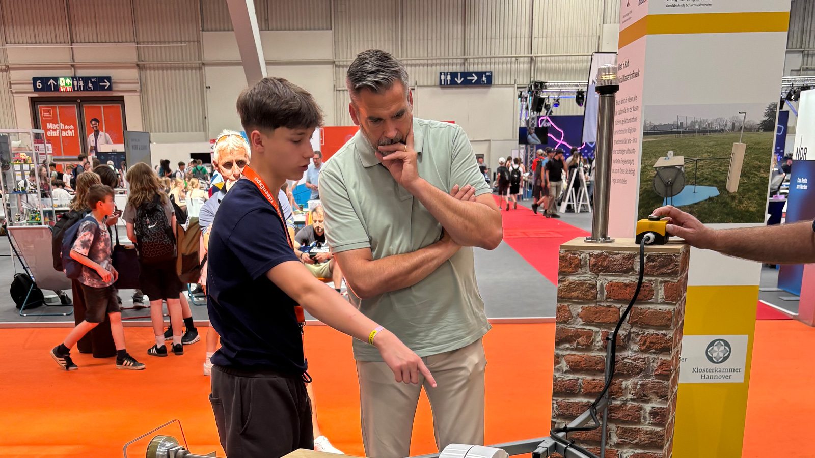 Georg-von-Langen-Schule erlebt IdeenExpo 2026 mit elf Bussen und eigener Projektpräsentation