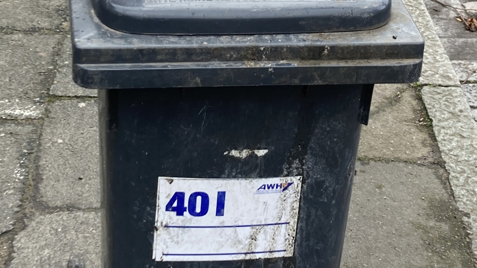 Stadt Holzminden erinnert an Regeln zur Mülltonnen-Bereitstellung und kündigt Kontrollen an