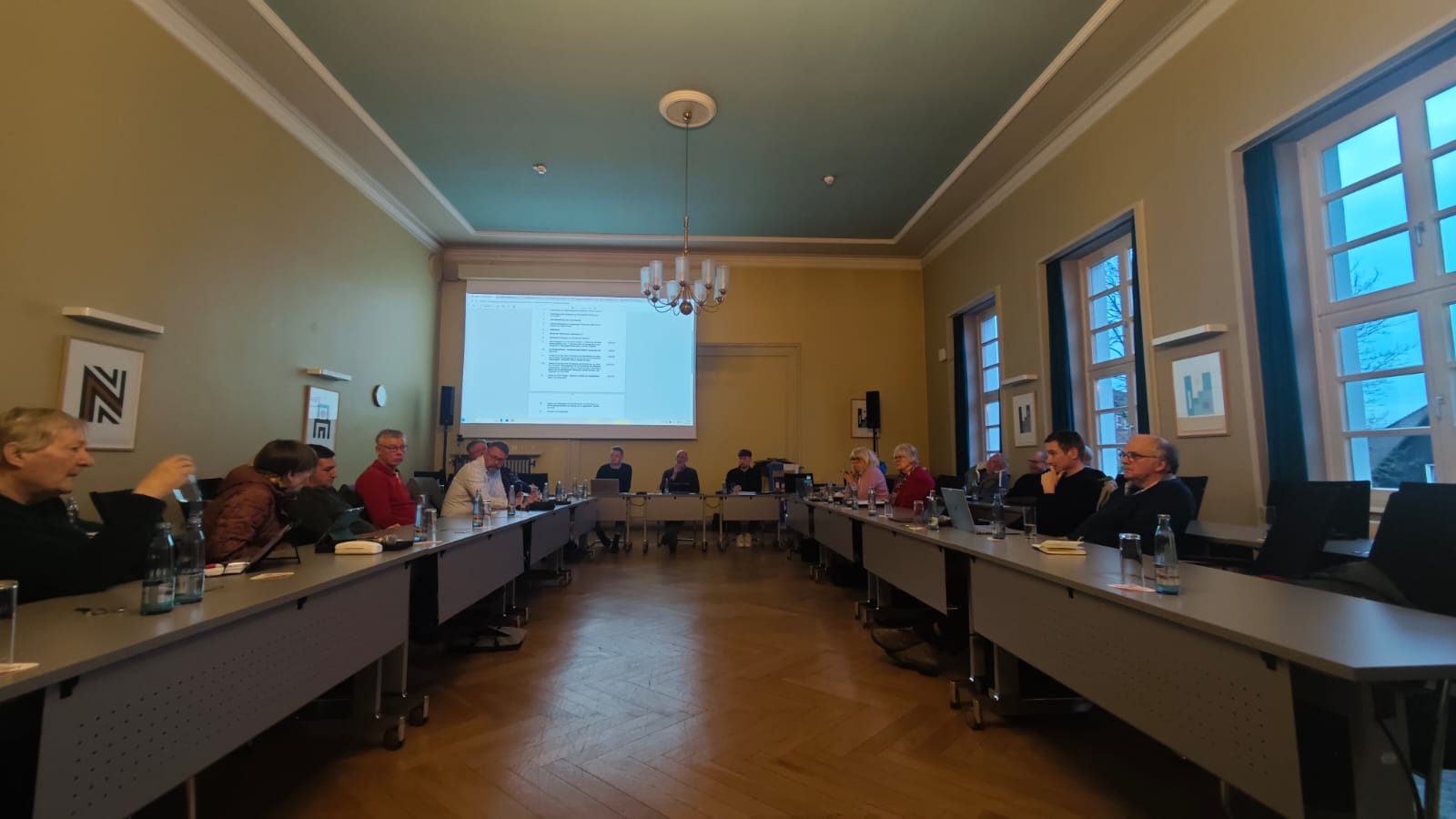 Nach Debatte über Kosten und Bedarf: Ausschüsse geben geänderten Pumptrack-Antrag an Verwaltungsausschuss weiter