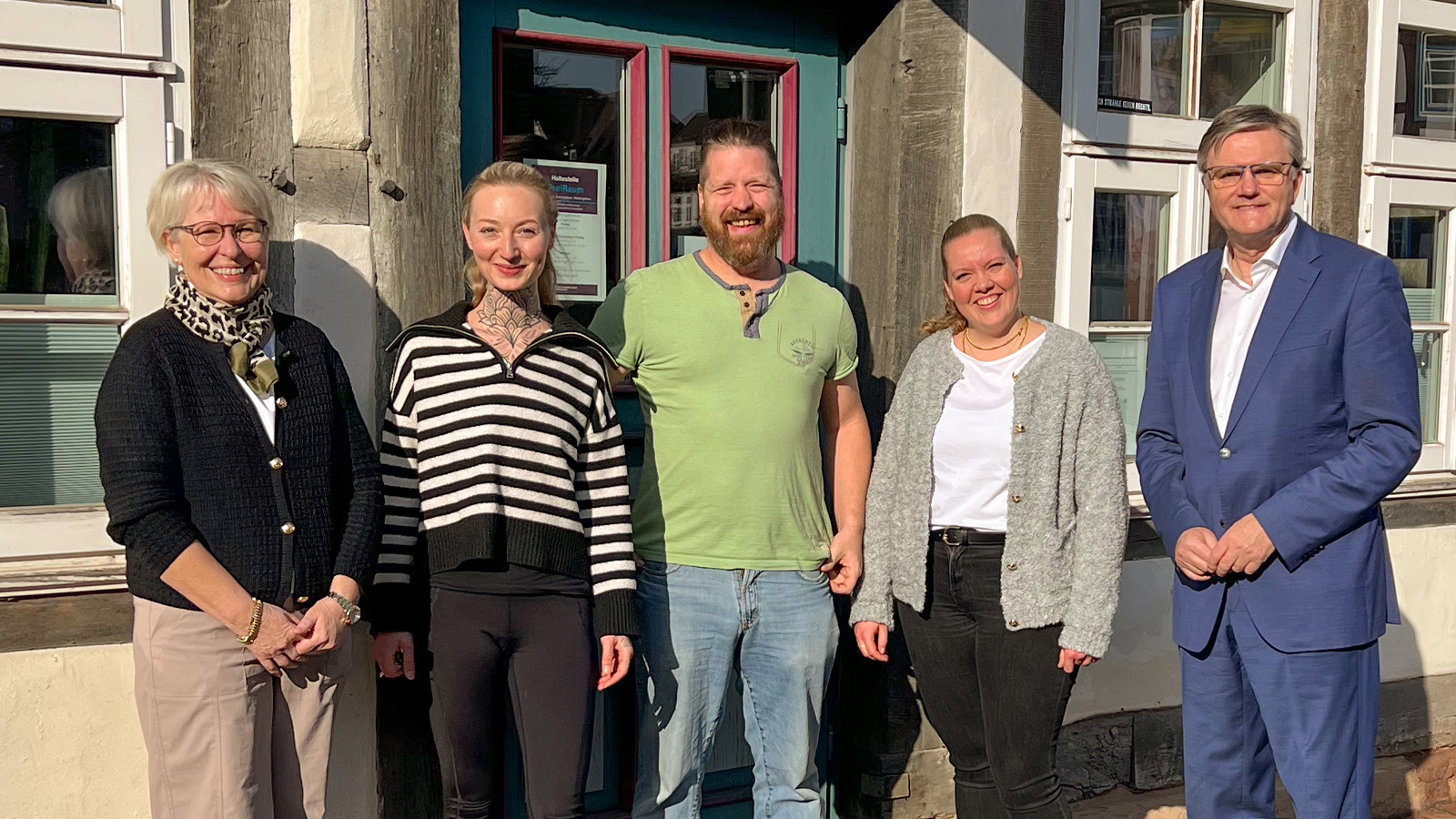 Gespräche mit Kirche und Sozialarbeit: Uwe Schünemann bereitet Landtagsstammtisch zu gesellschaftlichem Zusammenhalt vor